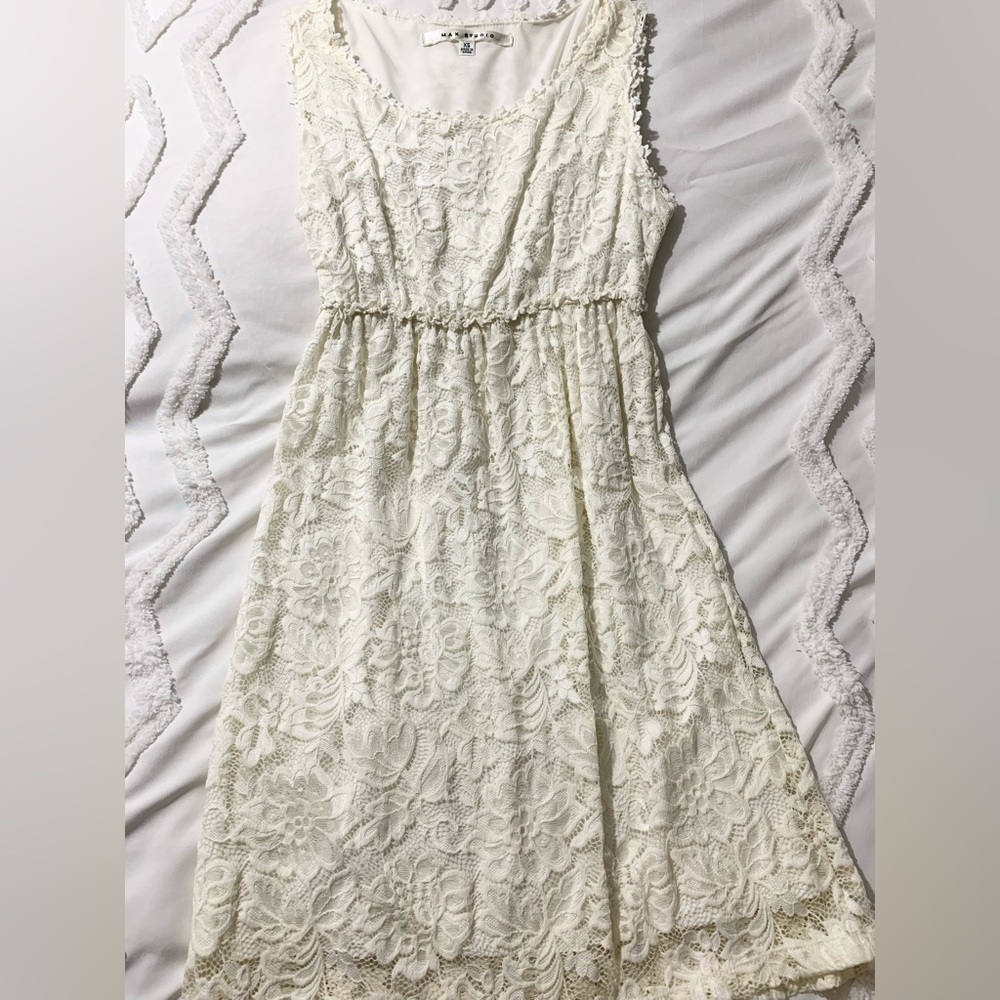 ❌ SOLD ❌ Max Studio White X-Small Cute Summer Dress With Lace